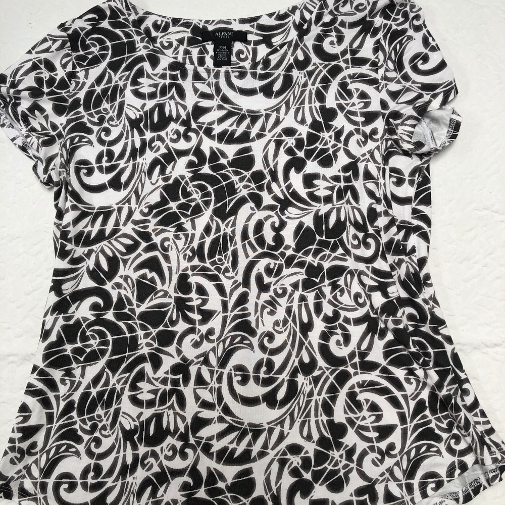 Alfani petite knit black and white t-shirt